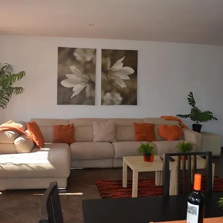 Casa Lucero Rojales